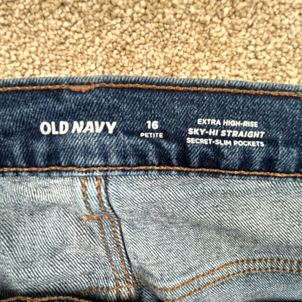 Old Navy Extra High Rise Sky-Hi Straight Jeans Women 16 Petite Blue Denim Cotton - Picture 7 of 8